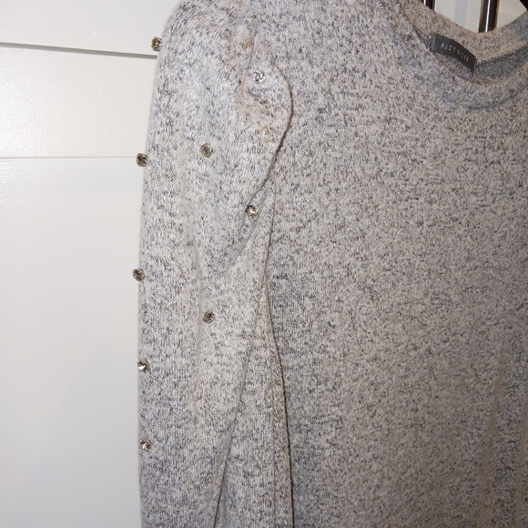 New Rhinestone Puff Sleeve Sweater - Picture 4 of 8